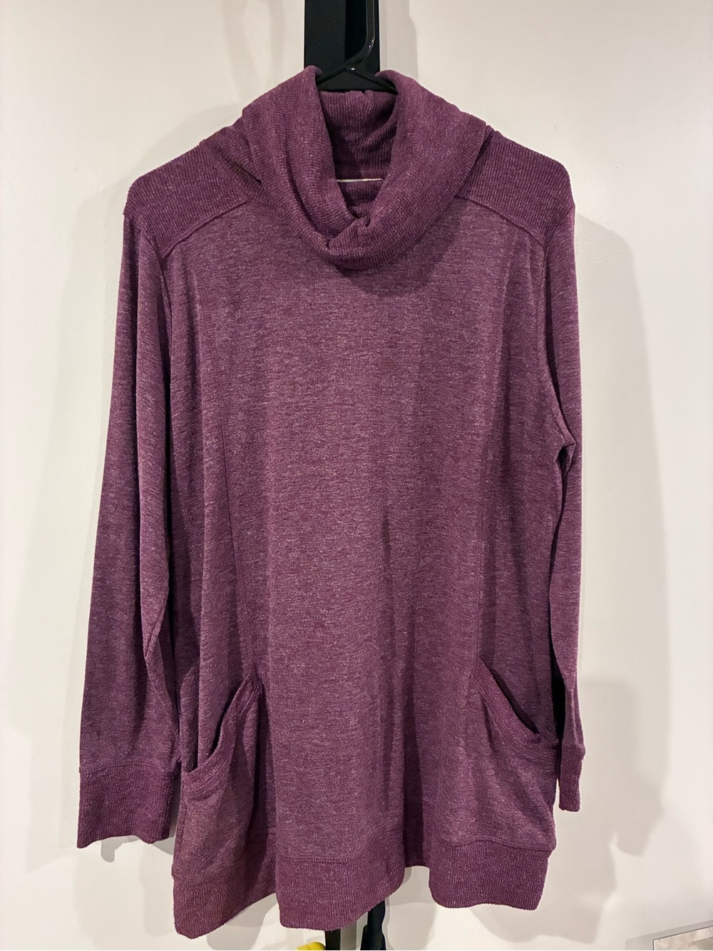 Ll Bean women’s sz XL long sweatshirt